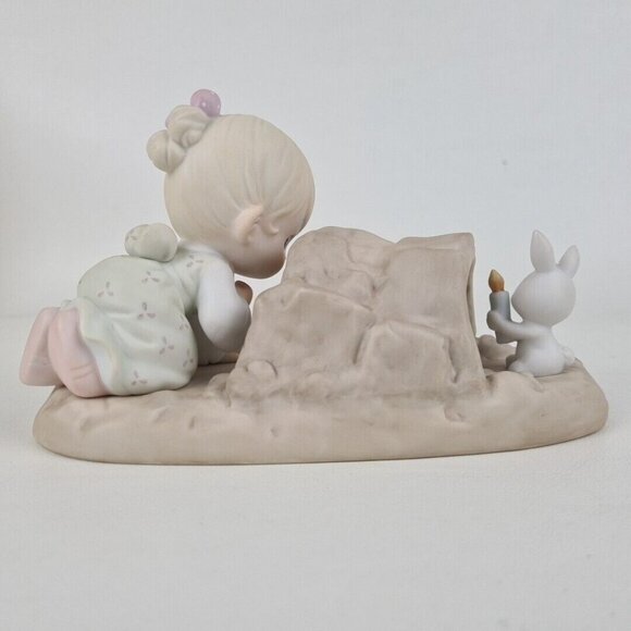 Precious Moments 521485 There’s A Light At The End Of The Tunnel Figurine - Picture 4 of 6